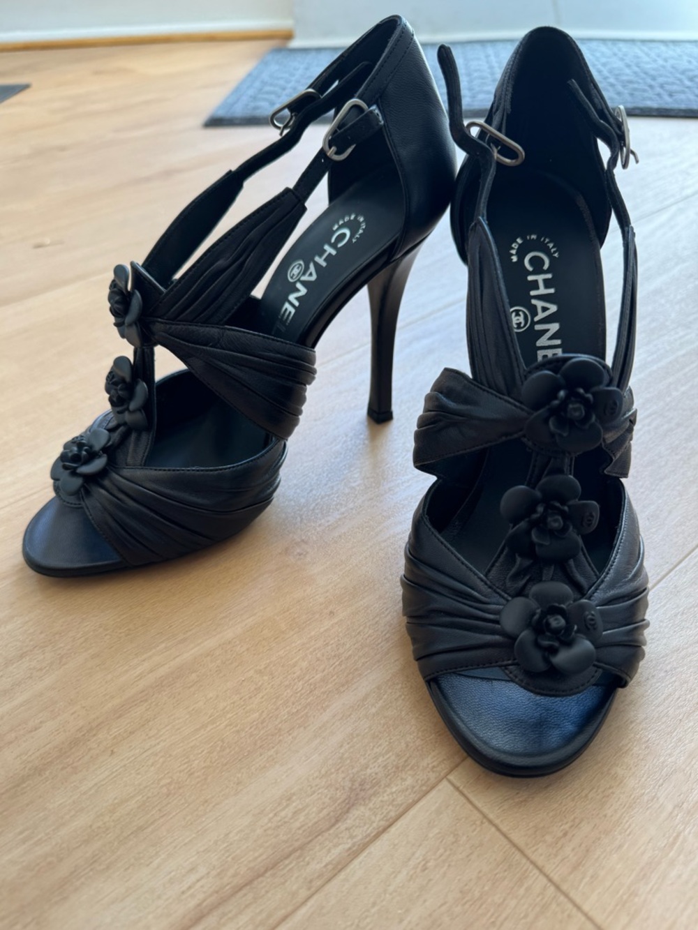 Chanel Black Camellia Flower Heels Pumps - Picture 1 of 10